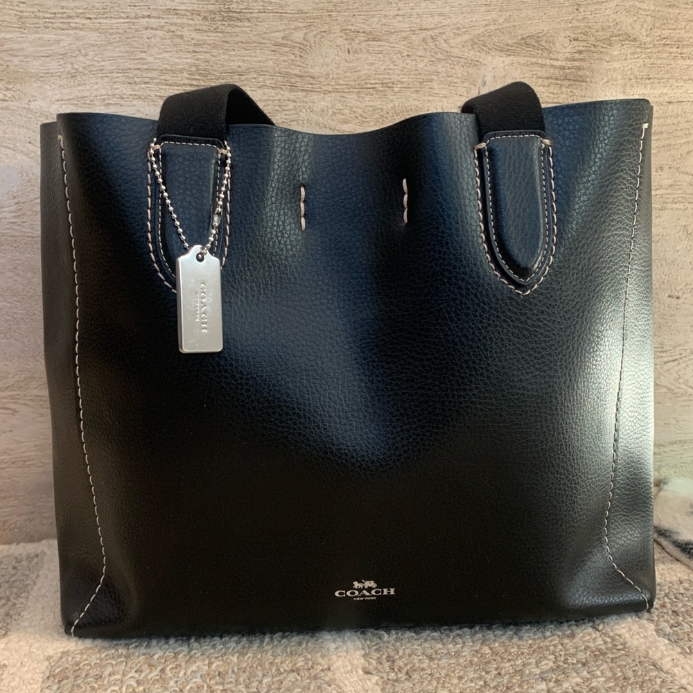 COACH Derby Tote. Black Pebbled Leather. Red interior.